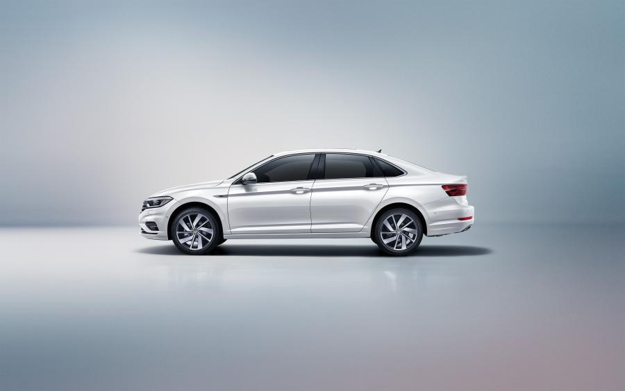  Volkswagen Sagitar 280 TSI 2019 года  (фото 8 из 26)